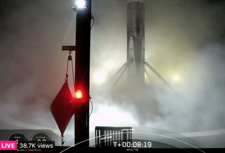 SpaceX yeni nəsil casus peyklərinin ilk partiyasını buraxıb